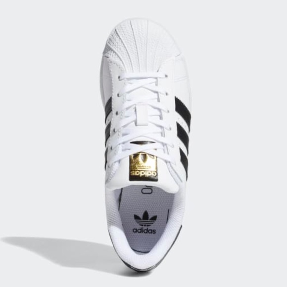 ///Adidas Superstar💫 - Picture 5 of 12